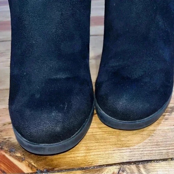 Brash over the knee suede look heeled 1/2 zip side black boots - Picture 9 of 14